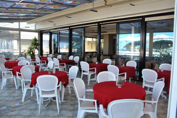 Hotel Bristol Cattolica Exterior photo