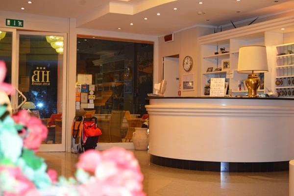 Hotel Bristol Cattolica Exterior photo